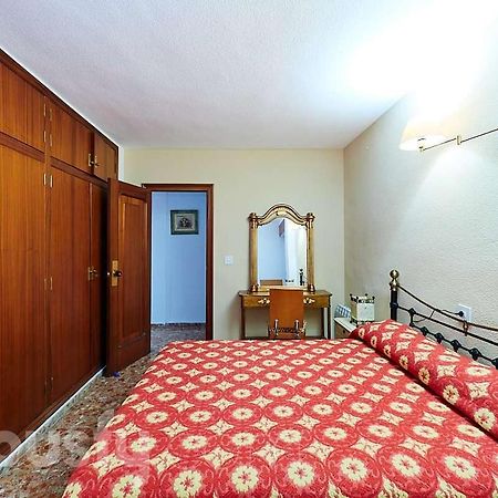 Classic Bedroom In The Center Of لقنت المظهر الخارجي الصورة