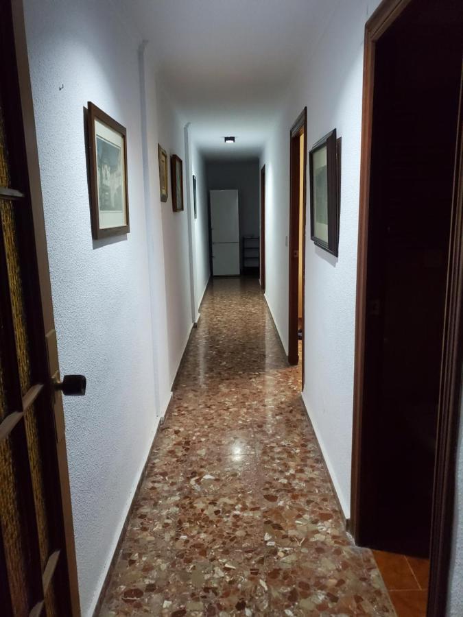 Classic Bedroom In The Center Of لقنت المظهر الخارجي الصورة